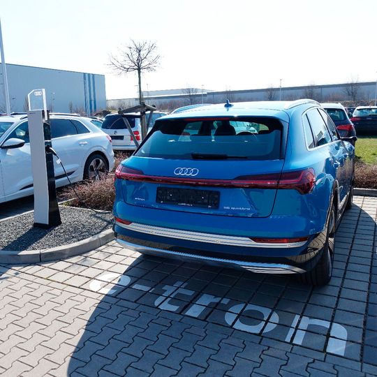 Beim Audi E-Tron läuft nicht alles rund. Beim Audi E-Tron läuft nicht alles rund.