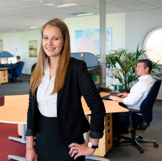 Deborah Goecke von Loco-Soft hält das Webinar Digitalisierung. Deborah Goecke von Loco-Soft hält das Webinar Digitalisierung.