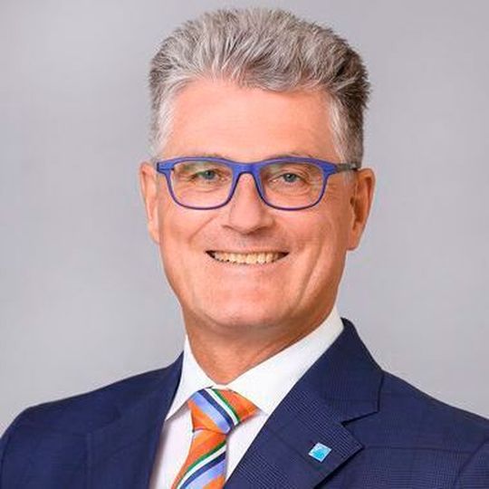 Prof. Andreas Meyer-Falcke Prof. Andreas Meyer-Falcke