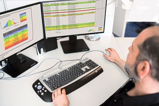 Neuer Service im Bereich RoHs, Reach, ECCN: Eine Stücklistenanalyse von productware bietet mehr Transparenz und entlastet Entwicklungsabteilungen. Neuer Service im Bereich RoHs, Reach, ECCN: Eine Stücklistenanalyse von productware bietet mehr Transparenz und entlastet Entwicklungsabteilungen.