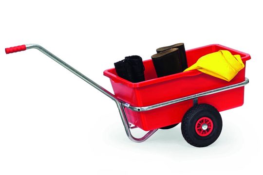 Die feuerverzinkten Handwagen gehören zur Neuheiten-Riege, die Transportgerätehersteller Fetra auf der Logimat präsentieren wird. Die feuerverzinkten Handwagen gehören zur Neuheiten-Riege, die Transportgerätehersteller Fetra auf der Logimat präsentieren wird.