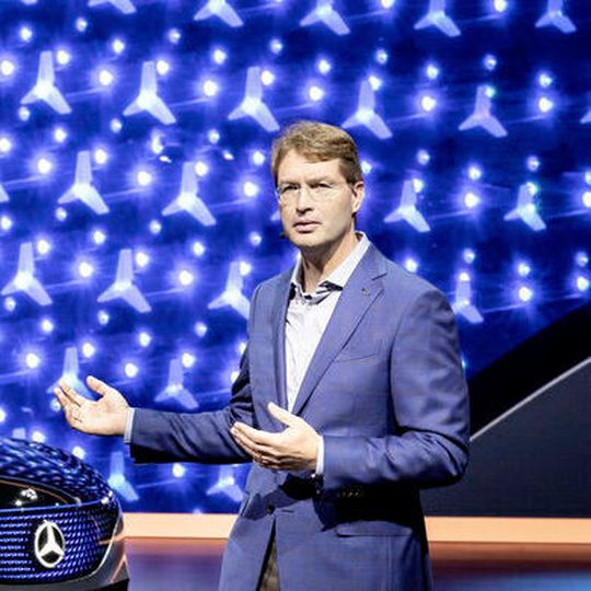 Das Sparpaket von Daimler-Vorstandschef Ola Källenius soll 2020 erste Effekte zeigen. Das Sparpaket von Daimler-Vorstandschef Ola Källenius soll 2020 erste Effekte zeigen.