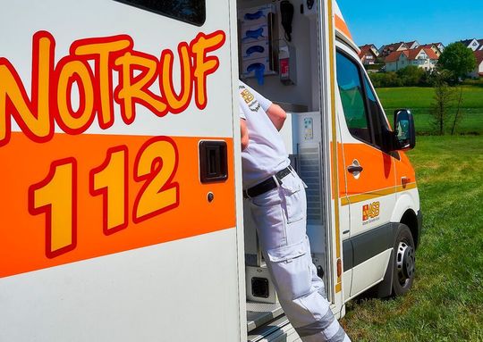 Damit Rettungskräfte im Notfall wissen, wohin sie müssen, wird bei der Wahl der 112 auch der Standort übermittelt. Damit Rettungskräfte im Notfall wissen, wohin sie müssen, wird bei der Wahl der 112 auch der Standort übermittelt.