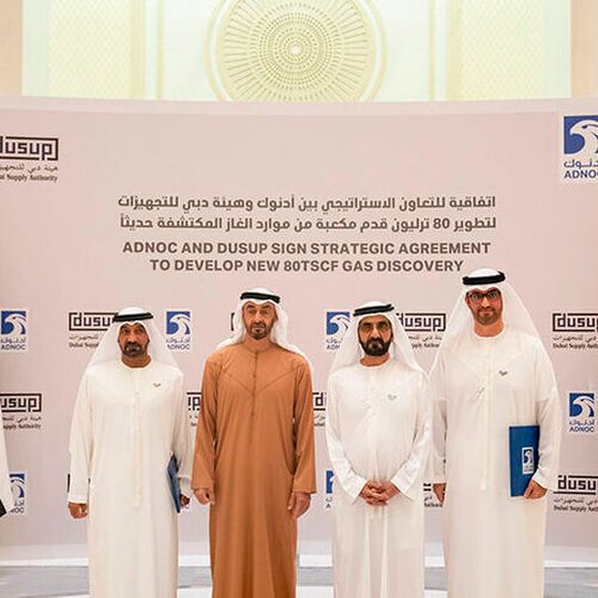 The signing of the agreement was witnessed by His Highness Sheikh Mohammed bin Rashid Al Maktoum, Vice President and Prime Minister of the UAE and Ruler of Dubai; and His Highness Sheikh Mohamed bin Zayed Al Nahyan, Crown Prince of Abu Dhabi and Deputy Supreme Commander of the UAE Armed Forces. The signing of the agreement was witnessed by His Highness Sheikh Mohammed bin Rashid Al Maktoum, Vice President and Prime Minister of the UAE and Ruler of Dubai; and His Highness Sheikh Mohamed bin Zayed Al Nahyan, Crown Prince of Abu Dhabi and Deputy Supreme Commander of the UAE Armed Forces.