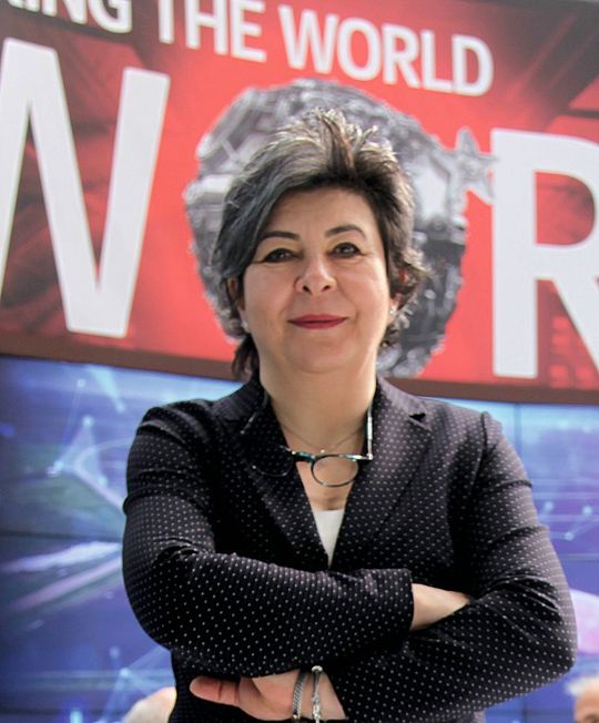 „Die Erweiterung der angebotenen Produkte und Leistungen im Mittel- bis Hochtechnologiebereich hat für die türkischen Maschinenbauer Priorität“, erläutert Sevda Kayhan Yılmaz, stellvertretende MAIB-Vorsitzende. „Die Erweiterung der angebotenen Produkte und Leistungen im Mittel- bis Hochtechnologiebereich hat für die türkischen Maschinenbauer Priorität“, erläutert Sevda Kayhan Yılmaz, stellvertretende MAIB-Vorsitzende.