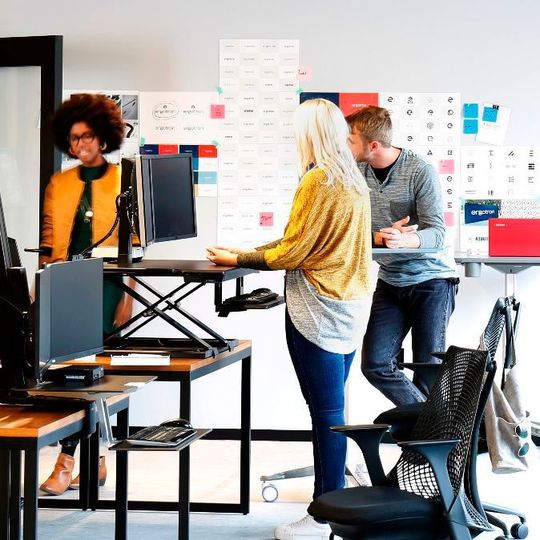 Gesunde Arbeitsplätze von morgen: Flexible, mobile und stationäre Lösungen, einfach nachrüstbar Gesunde Arbeitsplätze von morgen: Flexible, mobile und stationäre Lösungen, einfach nachrüstbar