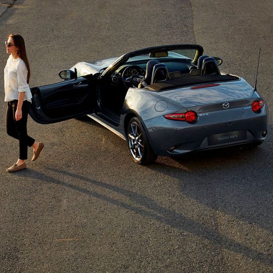 Mazda erhöht die Preise für den MX-5. Mazda erhöht die Preise für den MX-5.