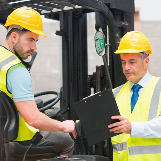 Vorgesetzte in der Logistikberufen haben bei ihren Mitarbeitern einen besonders schweren Stand. Vorgesetzte in der Logistikberufen haben bei ihren Mitarbeitern einen besonders schweren Stand.