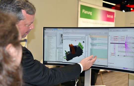 Komfortable Massenpflege von Produktdaten: Mehr und mehr Hersteller setzen auf den Datenstandard eCl@ss. Mit der Version 2020.1 des Toolsystems von Amperesoft gelingt die performante Verwaltung der dadurch wachsenden Datenmengen. Komfortable Massenpflege von Produktdaten: Mehr und mehr Hersteller setzen auf den Datenstandard eCl@ss. Mit der Version 2020.1 des Toolsystems von Amperesoft gelingt die performante Verwaltung der dadurch wachsenden Datenmengen.