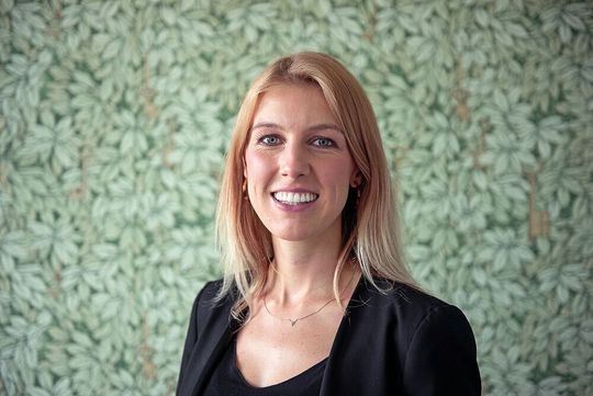 Katharina Jünger, CEO von Teleclinic, will den neu entstehenden Markt für Telemedizin mit gesetzlich Versicherten als First Mover und Marktführer besetzen. Katharina Jünger, CEO von Teleclinic, will den neu entstehenden Markt für Telemedizin mit gesetzlich Versicherten als First Mover und Marktführer besetzen.