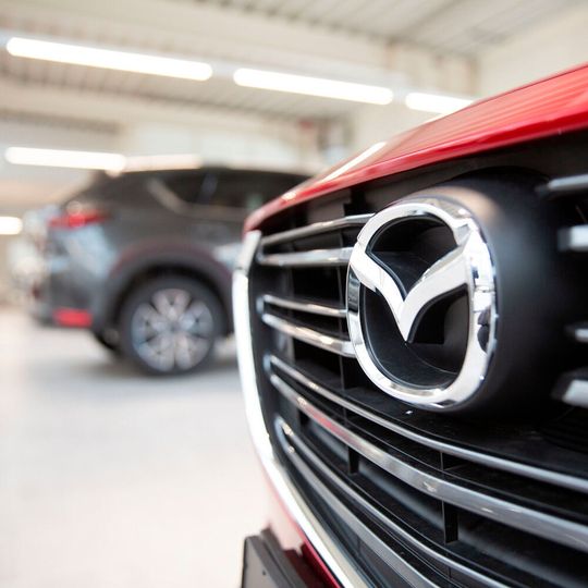 Das Mazda-Händlernetz ist wirtschaftlich gesund. Das Mazda-Händlernetz ist wirtschaftlich gesund.