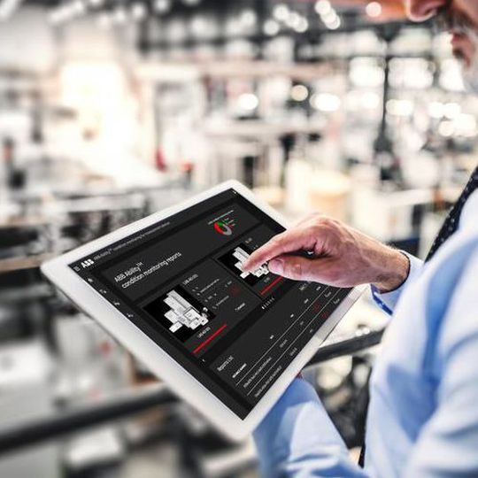 Performing real-time data analysis, the ABB Ability Condition Monitoring for measurement devices identifies problems quickly. Performing real-time data analysis, the ABB Ability Condition Monitoring for measurement devices identifies problems quickly.