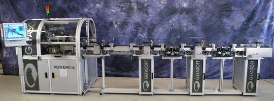 In den modular erweiterbaren Fertigungsautomaten von Gefasoft sorgt das RFID-System BL ident von Turck für transparente Produktionsprozesse. In den modular erweiterbaren Fertigungsautomaten von Gefasoft sorgt das RFID-System BL ident von Turck für transparente Produktionsprozesse.