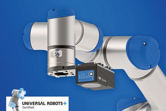 Die neuen smarten VeriSens Vision Sensoren XF900 und XC900 steuern die kollaborierenden Roboter (Cobots) von Universal Robots nach wenigen Minuten Einrichtung.