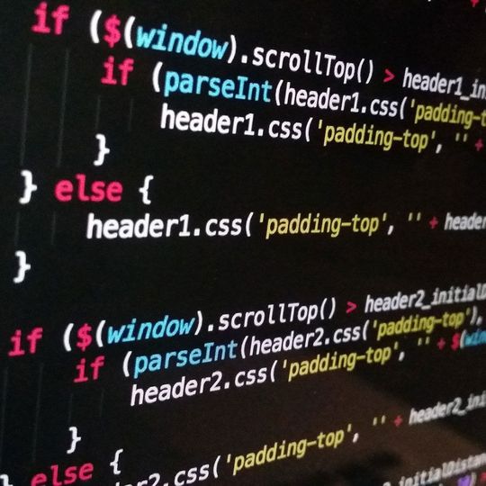 YARA-Regeln helfen beim Finden vorgegebener Schadsoftware-Signaturen in Dateien oder Prozessen. YARA-Regeln helfen beim Finden vorgegebener Schadsoftware-Signaturen in Dateien oder Prozessen.