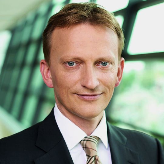 Andreas Evertz erweitert zum 1. April die Geschäftsführung von Flender, ab dem 1. Juni wird er auch die Leitung übernehmen. Andreas Evertz erweitert zum 1. April die Geschäftsführung von Flender, ab dem 1. Juni wird er auch die Leitung übernehmen.