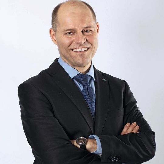 EBM Papst beruft Johannes Pfeffer als neues Mitglied in die Gruppengeschäftsführung. EBM Papst beruft Johannes Pfeffer als neues Mitglied in die Gruppengeschäftsführung.