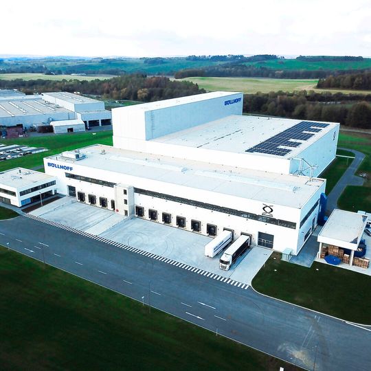 Das Lager in Oelsnitz ist der erste Logistikstandort von Böllhoff, der mit dem Inconso-System ausgestattet wurde. Das Lager in Oelsnitz ist der erste Logistikstandort von Böllhoff, der mit dem Inconso-System ausgestattet wurde.
