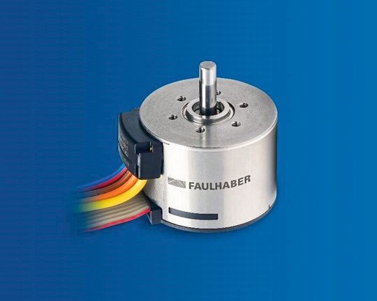 Der integrierte Encoder für Flachmotoren hat eine Indexfunktion und ist auch mit Line Driver verfügbar. Der integrierte Encoder für Flachmotoren hat eine Indexfunktion und ist auch mit Line Driver verfügbar.
