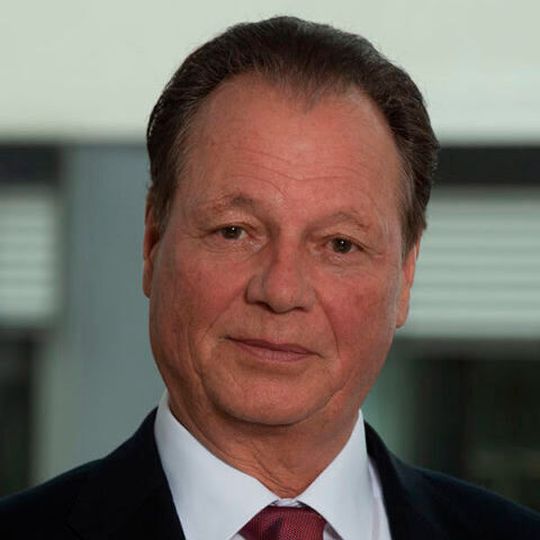 Dr.-Ing. Albrecht Köhler wird der Gesellschaft im Anschluss als Berater zur Verfügung stehen.