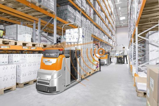 Dank des Hybrid-Tracking-Systems, das Präzision und Performance des Motion Tracking mit der stabilen Ortung über Funk kombiniert, sind eine sichere Erkennung und Positionsverfolgung des Bedieners immer gewährleistet. Dank des Hybrid-Tracking-Systems, das Präzision und Performance des Motion Tracking mit der stabilen Ortung über Funk kombiniert, sind eine sichere Erkennung und Positionsverfolgung des Bedieners immer gewährleistet.