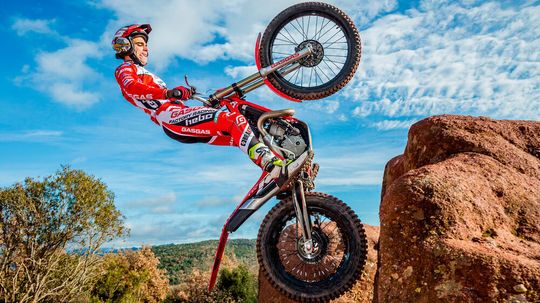 Motorex baut seine Position als zuverlässiger OEM- und Motorsport-Partner für weltweit führende Motorradhersteller und Rennteams aus und kooperiert mit GasGas. Motorex baut seine Position als zuverlässiger OEM- und Motorsport-Partner für weltweit führende Motorradhersteller und Rennteams aus und kooperiert mit GasGas.
