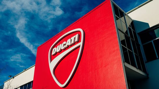Das Werk der Ducati Motor Holding in Borgo Panigale bei Bologna. Das Werk der Ducati Motor Holding in Borgo Panigale bei Bologna.