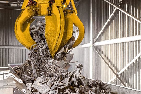 Keine Lieferengpässe bei der Lotproduktion: Feinhütte setzt auf Recycling und 100% „Made in Germany“. Keine Lieferengpässe bei der Lotproduktion: Feinhütte setzt auf Recycling und 100% „Made in Germany“.
