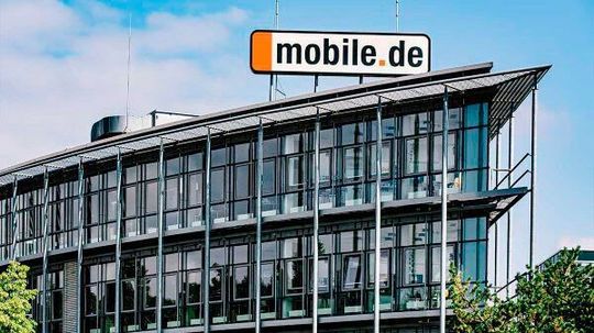 Die Headquarters von Mobile.de in Kleinmachnow bei Berlin. Die Headquarters von Mobile.de in Kleinmachnow bei Berlin.