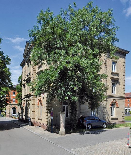 „Die Villa“ in Ludwigsburg ist Sitz der Zentrale von Wolters Kluwer Tax & Accounting Deutschland. „Die Villa“ in Ludwigsburg ist Sitz der Zentrale von Wolters Kluwer Tax & Accounting Deutschland.