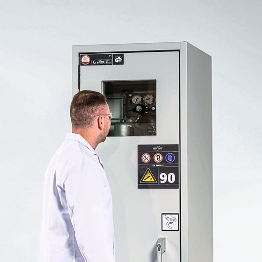 Der G-Ultimate Sicherheitsschrank für Druckgasflaschen Der G-Ultimate Sicherheitsschrank für Druckgasflaschen