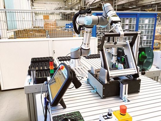 Gemeinsam werden Universal Robots und Voith Robotics die Innovationen im Bereich der kollaborierenden Robotik weiter vorantreiben. Gemeinsam werden Universal Robots und Voith Robotics die Innovationen im Bereich der kollaborierenden Robotik weiter vorantreiben.