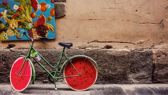 Noch wenige Unternehmen kennen die Vorteile von Programmatic Advertising. Dabei kann diese Strategie die Zielgruppenansprache verbessern. Noch wenige Unternehmen kennen die Vorteile von Programmatic Advertising. Dabei kann diese Strategie die Zielgruppenansprache verbessern.