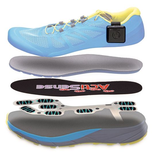 In der Kategorie „Best Prototype / New Product“ überzeugt ActiSense, ein intelligenter Schuhsensor von IEE, Luxemburg. In der Kategorie „Best Prototype / New Product“ überzeugt ActiSense, ein intelligenter Schuhsensor von IEE, Luxemburg.
