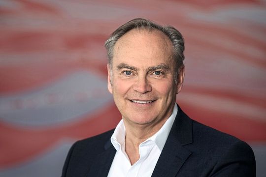 Uwe Kemm ist zum 1. April zum COO ernannt worden. Uwe Kemm ist zum 1. April zum COO ernannt worden.