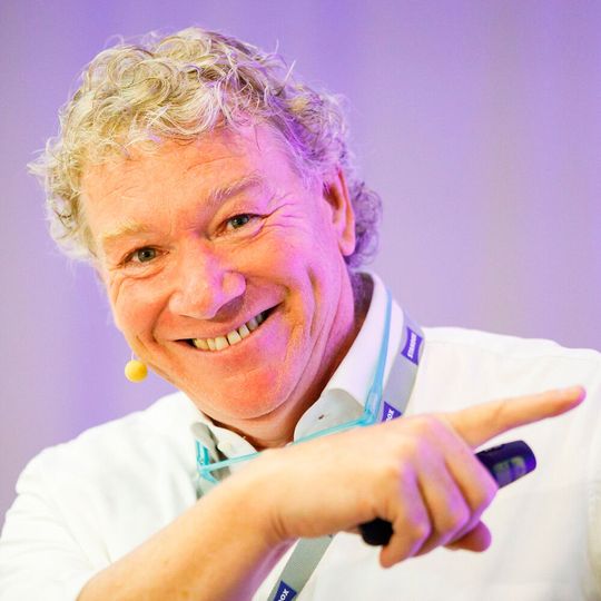 Repanet-Berater Michael Zülch hilft K&L-Betrieben, ihre Betriebskennzahlen schnell und effektiv aufzubereiten. Repanet-Berater Michael Zülch hilft K&L-Betrieben, ihre Betriebskennzahlen schnell und effektiv aufzubereiten.