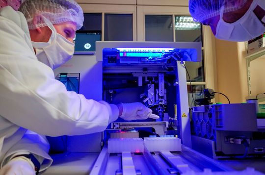 Produktion des Covid-19-Test-Kits von Biotype