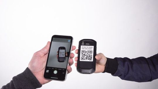 Mit der Scandit-App können Lieferungen kontaktlos quittiert werden. Mit der Scandit-App können Lieferungen kontaktlos quittiert werden.
