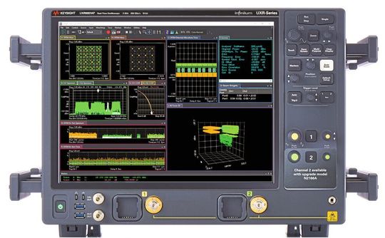 Ein neues Modell aus der UXR-Familie von Keysight: das UXR0051AP. Es bietet eine Bandbreite von 110 GHz und arbeitet mit einem A/D-Wandler von 10 Bit. Ein neues Modell aus der UXR-Familie von Keysight: das UXR0051AP. Es bietet eine Bandbreite von 110 GHz und arbeitet mit einem A/D-Wandler von 10 Bit.