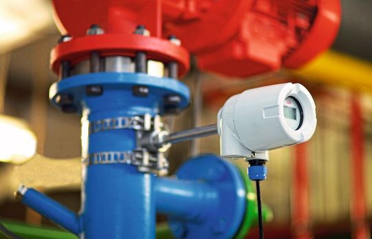 Die Technologie aus Doppel-Sensor und eigens entwickeltem Berechnungsalgorithmus garantiert die gleiche Messqualität wie herkömmliche Methoden bei Kostenreduzierung um bis zu 75 %. Die Technologie aus Doppel-Sensor und eigens entwickeltem Berechnungsalgorithmus garantiert die gleiche Messqualität wie herkömmliche Methoden bei Kostenreduzierung um bis zu 75 %.