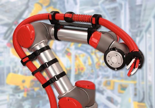 FHS ist ein flexibles Haltersystem für die Befestigung direkt am Cobot. FHS ist ein flexibles Haltersystem für die Befestigung direkt am Cobot.