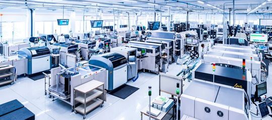 Fertigung von elektronischen Komponenten: Die IVP Germany ist Teil der Becom Group und fertigt am Standort in Buchenbach die Hauptplatine für die Sauerstoffkonzentratoren. Fertigung von elektronischen Komponenten: Die IVP Germany ist Teil der Becom Group und fertigt am Standort in Buchenbach die Hauptplatine für die Sauerstoffkonzentratoren.