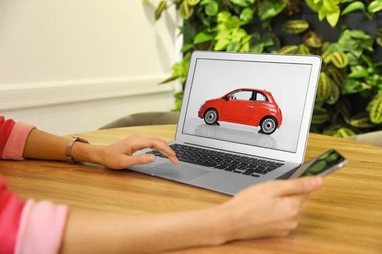 Gebührenverzicht oder Rabatte rund um Services zur digitalen Kundenkommunikation: Verschiedene Dienstleister wollen in der Krise auf den Handel zugehen. Manch einer sieht darin wohl die Chance, seine Bekanntheit in der Branche zu steigern. Gebührenverzicht oder Rabatte rund um Services zur digitalen Kundenkommunikation: Verschiedene Dienstleister wollen in der Krise auf den Handel zugehen. Manch einer sieht darin wohl die Chance, seine Bekanntheit in der Branche zu steigern.