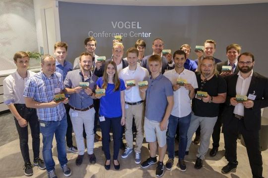 Junge Köpfe und Industrie-Neulinge zu inspirieren und zu ermutigen, war das Ziel der Auslobung des „FutureIng Award – Engineering Talente 2019“. Alle 17 Teilnehmer haben sich ihren Preis mehr als verdient. Junge Köpfe und Industrie-Neulinge zu inspirieren und zu ermutigen, war das Ziel der Auslobung des „FutureIng Award – Engineering Talente 2019“. Alle 17 Teilnehmer haben sich ihren Preis mehr als verdient.