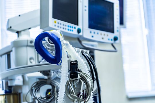 Die neue Normenreihe DIN EN ISO 18562 definiert Prüfverfahren, um Gaswege in Medizinprodukten biologisch zu beurteilen. Sie ist bis auf Weiteres kostenlos. Die neue Normenreihe DIN EN ISO 18562 definiert Prüfverfahren, um Gaswege in Medizinprodukten biologisch zu beurteilen. Sie ist bis auf Weiteres kostenlos.
