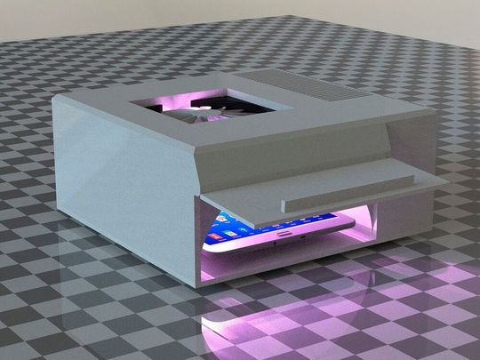Ultraviolettes Licht desinfiziert Smartphones. Ultraviolettes Licht desinfiziert Smartphones.