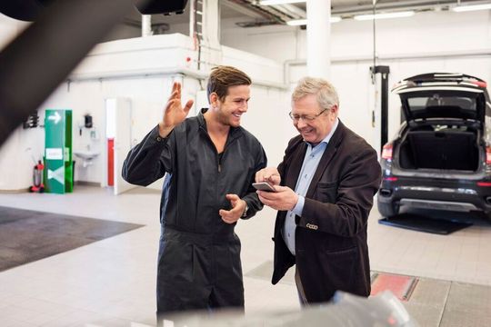 Die überarbeitete Dekra-App macht`s möglich: Alle Prüfberichte zum Werkstattequipment im Blick. Die überarbeitete Dekra-App macht`s möglich: Alle Prüfberichte zum Werkstattequipment im Blick.