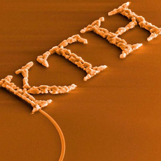 Synthesized copper oxide crystals arranged to spell out the name of the university where the production method originated - KTH Royal Institute of Technology. Synthesized copper oxide crystals arranged to spell out the name of the university where the production method originated - KTH Royal Institute of Technology.