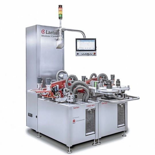 Das modulare Serialisierungssystem Modular X mit 1000-MV und Tamper Evident Modul 1000-TL. Das modulare Serialisierungssystem Modular X mit 1000-MV und Tamper Evident Modul 1000-TL.