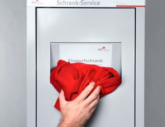 Im Mietservice der DBL werden auf Wunsch Systeme bereitgestellt, die eine konsequente Trennung von getragener und gepflegter Arbeitskleidung ermöglichen. Im Mietservice der DBL werden auf Wunsch Systeme bereitgestellt, die eine konsequente Trennung von getragener und gepflegter Arbeitskleidung ermöglichen.
